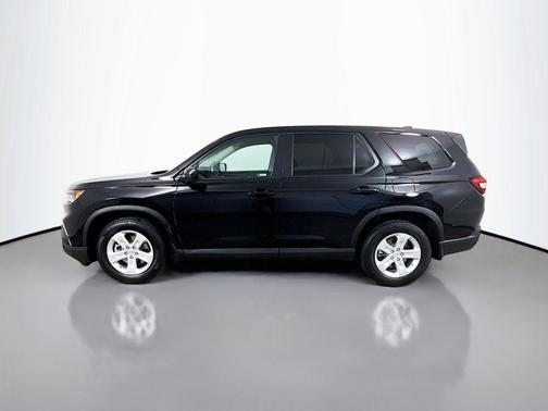 2023 Honda Pilot AWD LX