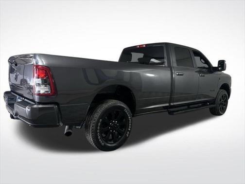2024 RAM 3500 Big Horn Crew Cab 4x4 8' Box