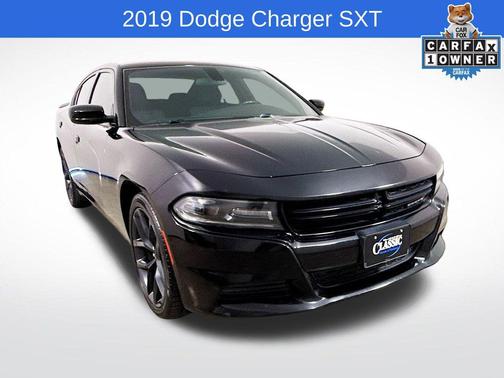 2019 Dodge Charger SXT