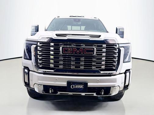 2024 GMC Sierra 3500 Denali