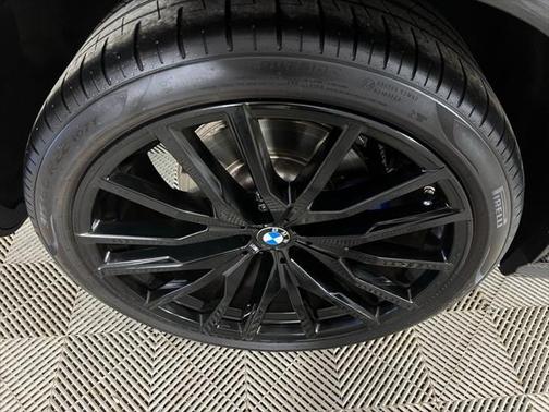 2024 BMW X6 xDrive40i