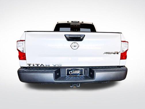 2017 Nissan Titan PRO-4X
