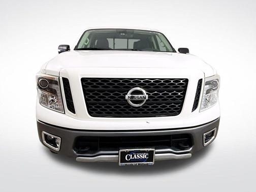 2017 Nissan Titan PRO-4X