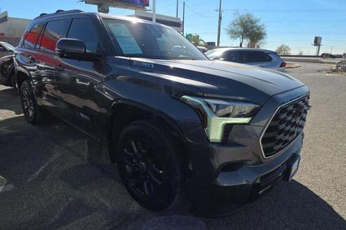 2024 Toyota Sequoia SR5