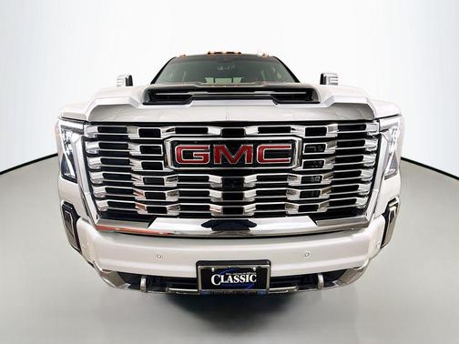 2025 GMC Sierra 3500 Denali