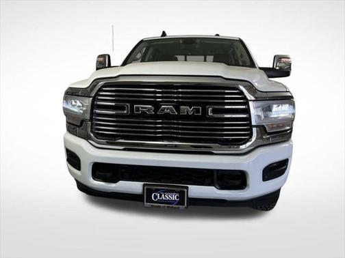 2023 RAM 2500 Laramie Crew Cab 4x4 6'4' Box