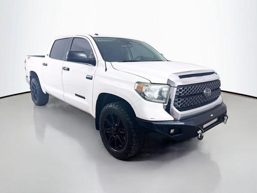 2018 Toyota Tundra SR5