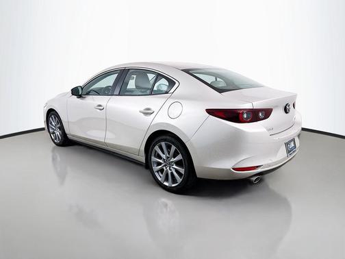 2025 Mazda Mazda3 FWD w/Preferred Package