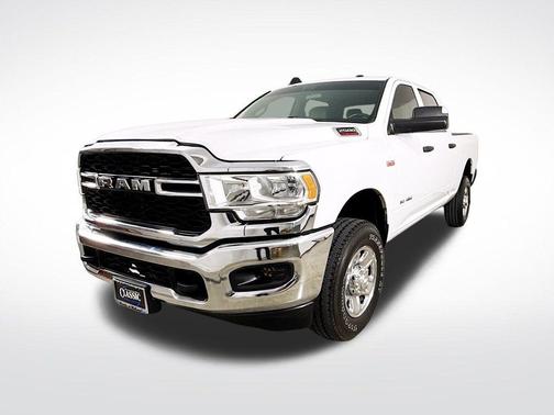 2022 RAM 2500 Tradesman Crew Cab 4x4 6'4' Box