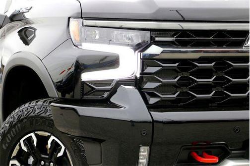 2025 Chevrolet Silverado 1500 ZR2