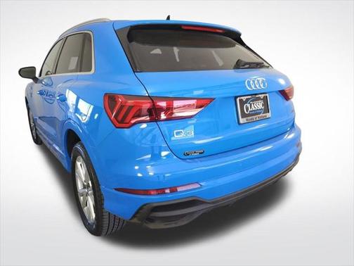 2023 Audi Q3 S line Premium
