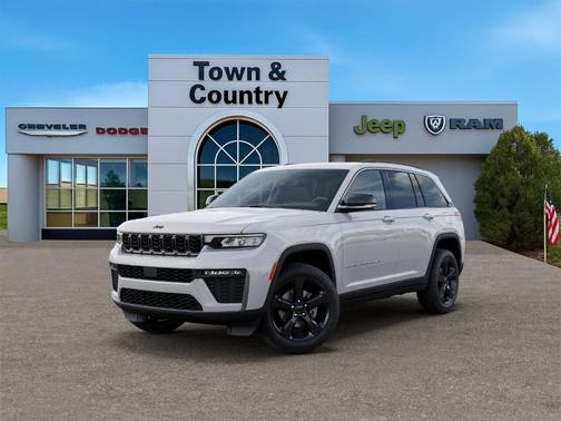 Bright White Clearcoat 2026 Jeep Grand Cherokee Limited