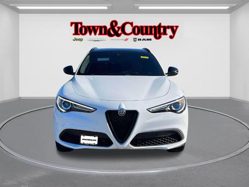 2022 Alfa Romeo Stelvio Ti