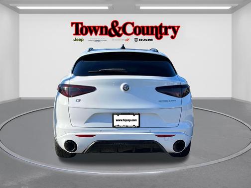 2022 Alfa Romeo Stelvio Ti