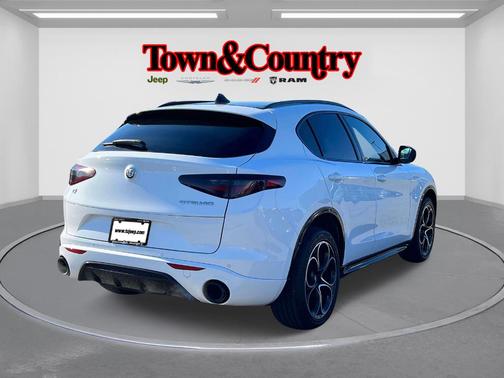 2022 Alfa Romeo Stelvio Ti