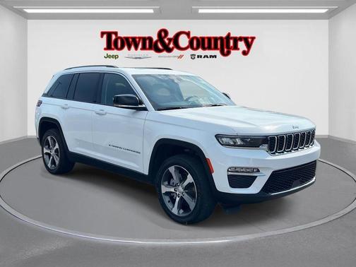 2022 Jeep Grand Cherokee 4xe Base