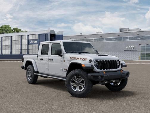 Bright White Clearcoat 2026 Jeep Gladiator Mojave