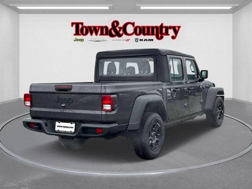 2021 Jeep Gladiator Sport