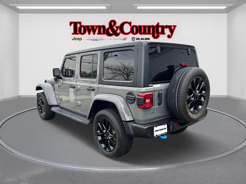 2022 Jeep Wrangler Unlimited 4xe Sahara