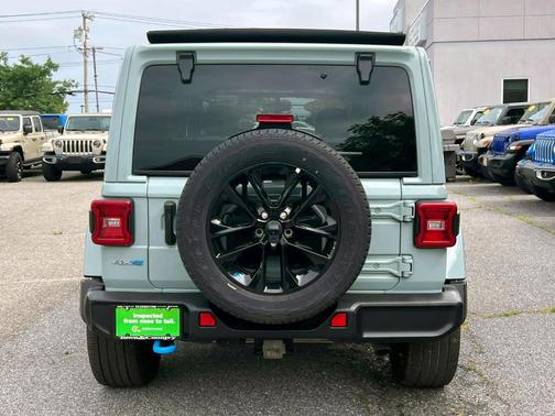 2023 Jeep Wrangler 4xe Sahara