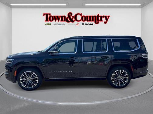 Diamond Black 2024 Jeep Grand Wagoneer Series III