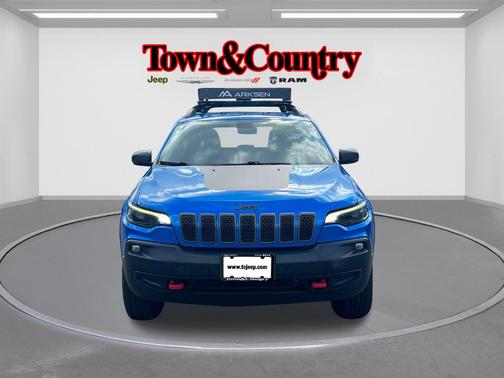 2020 Jeep Cherokee Trailhawk