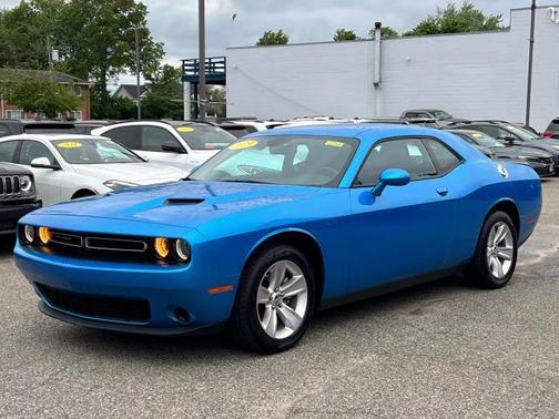 2023 Dodge Challenger SXT