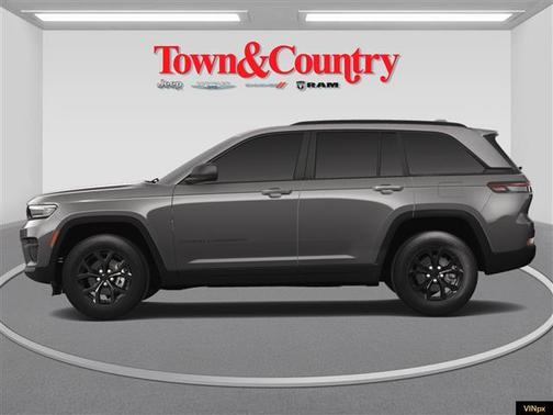2025 Jeep Grand Cherokee Laredo