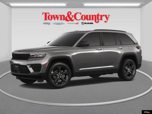 2025 Jeep Grand Cherokee Laredo