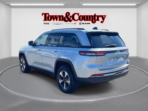2023 Jeep Grand Cherokee 4xe Base