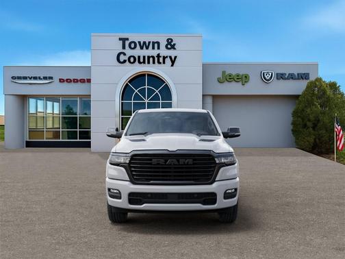 Bright White Clearcoat 2026 RAM 1500 Laramie