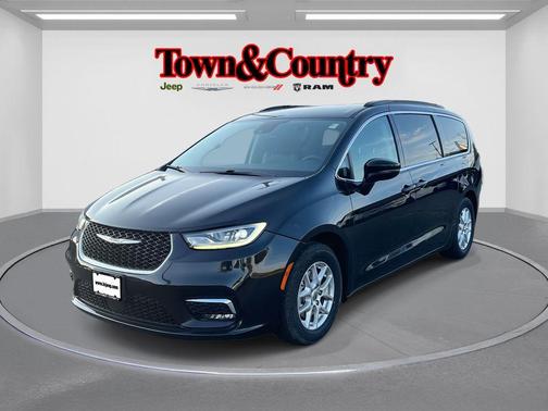 2022 Chrysler Pacifica Touring-L