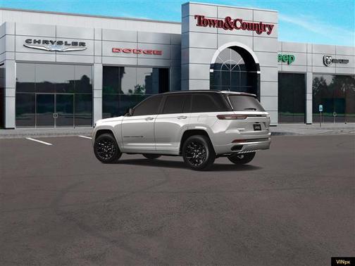 2025 Jeep Grand Cherokee Summit