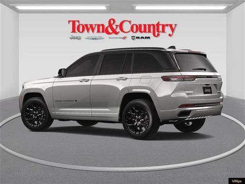 2025 Jeep Grand Cherokee Summit