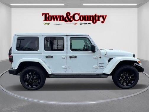 2022 Jeep Wrangler Unlimited 4xe Sahara
