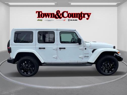 2022 Jeep Wrangler Unlimited 4xe Sahara