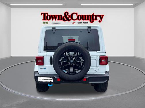 2022 Jeep Wrangler Unlimited 4xe Sahara