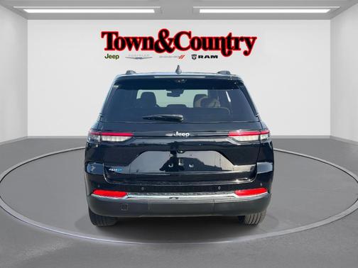 2023 Jeep Grand Cherokee 4xe Base