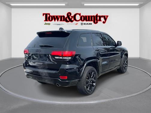 2022 Jeep Grand Cherokee WK Laredo