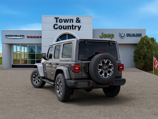 Granite Crystal Clearcoat Metallic 2026 Jeep Wrangler Sahara
