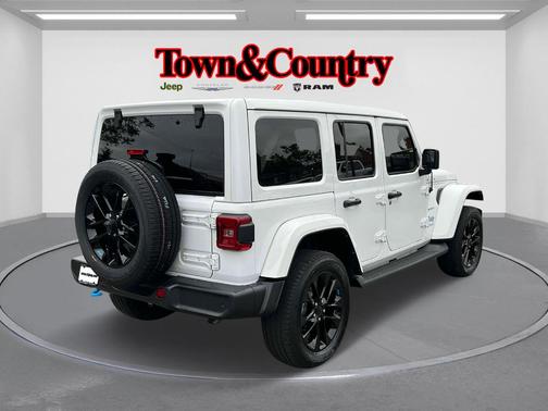 2022 Jeep Wrangler Unlimited 4xe Sahara