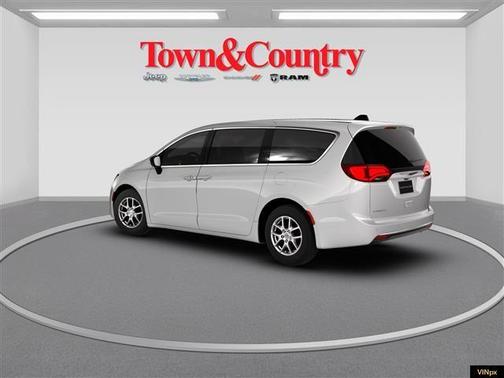 2026 Chrysler Voyager LX