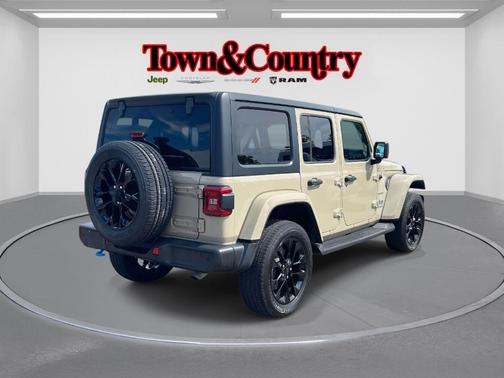 2022 Jeep Wrangler Unlimited 4xe Sahara