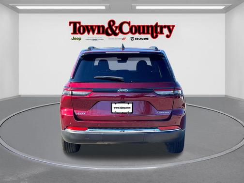 2023 Jeep Grand Cherokee Laredo