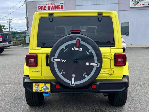2022 Jeep Wrangler Unlimited 4xe Sahara