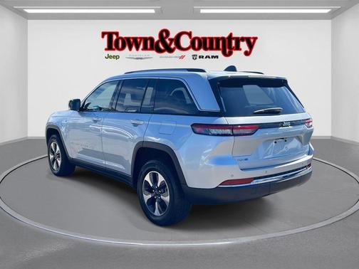 2023 Jeep Grand Cherokee 4xe Base