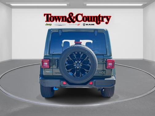 2022 Jeep Wrangler Unlimited 4xe Sahara
