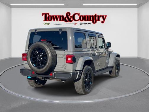 2022 Jeep Wrangler Unlimited 4xe Sahara
