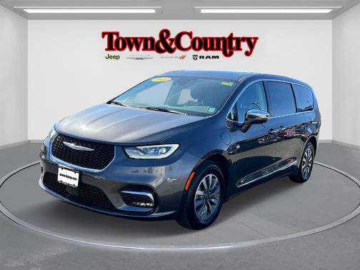 2022 Chrysler Pacifica Hybrid Limited