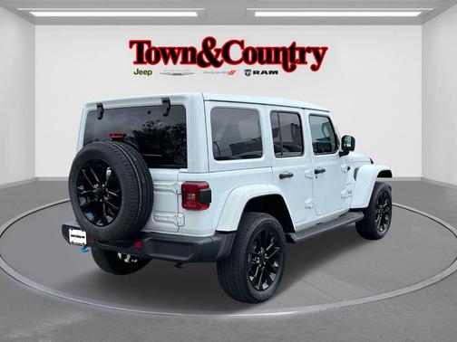 2022 Jeep Wrangler Unlimited 4xe Sahara